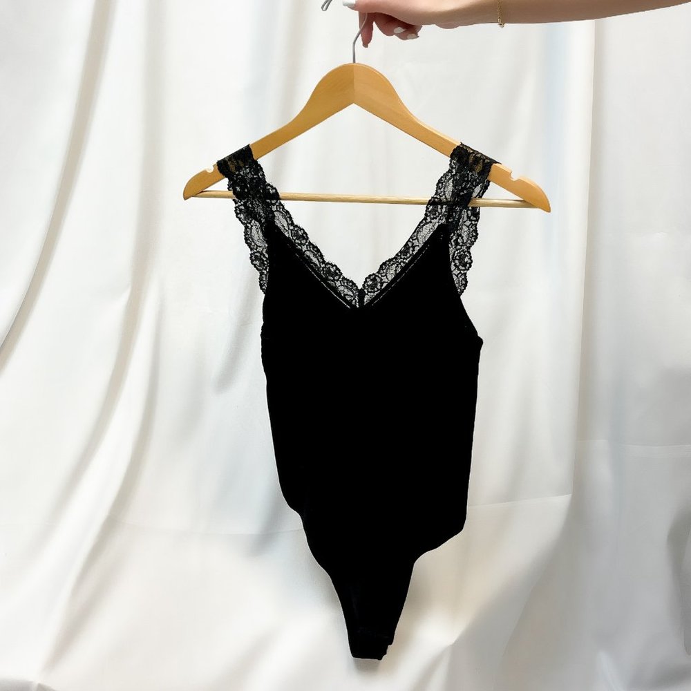 Lace Trimmed Bodysuit - Black